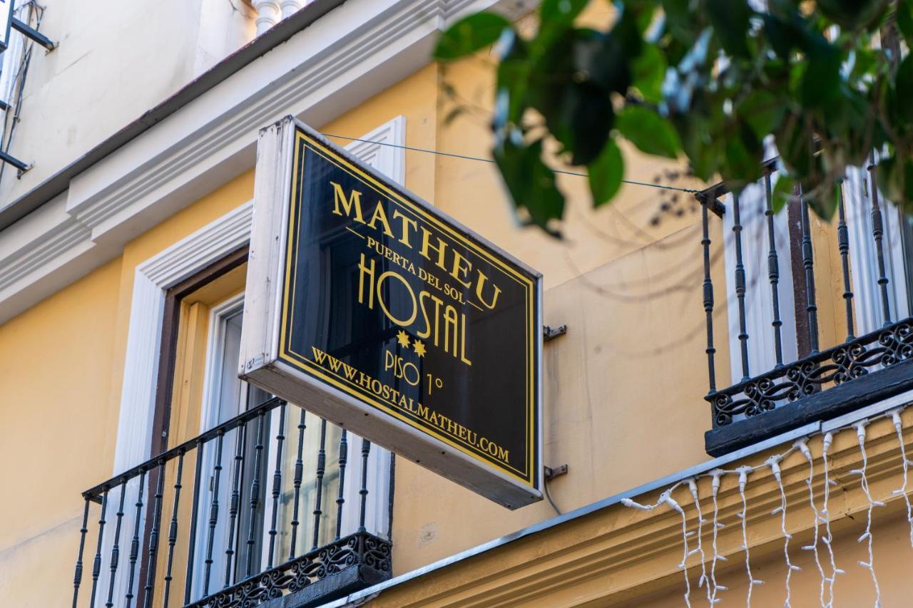 Hostal Matheu Madri Exterior foto